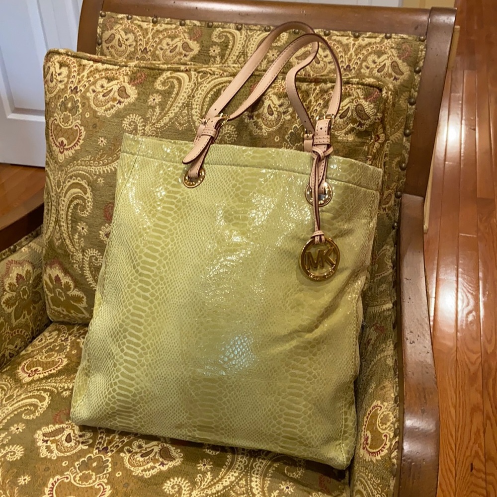 Snakeskin green Michael Kors tote bag
